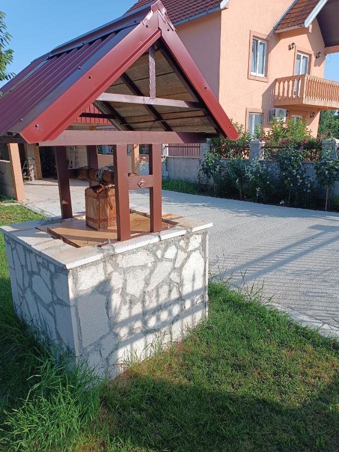 Ferienwohnung Calm Nest Nikšić Exterior foto